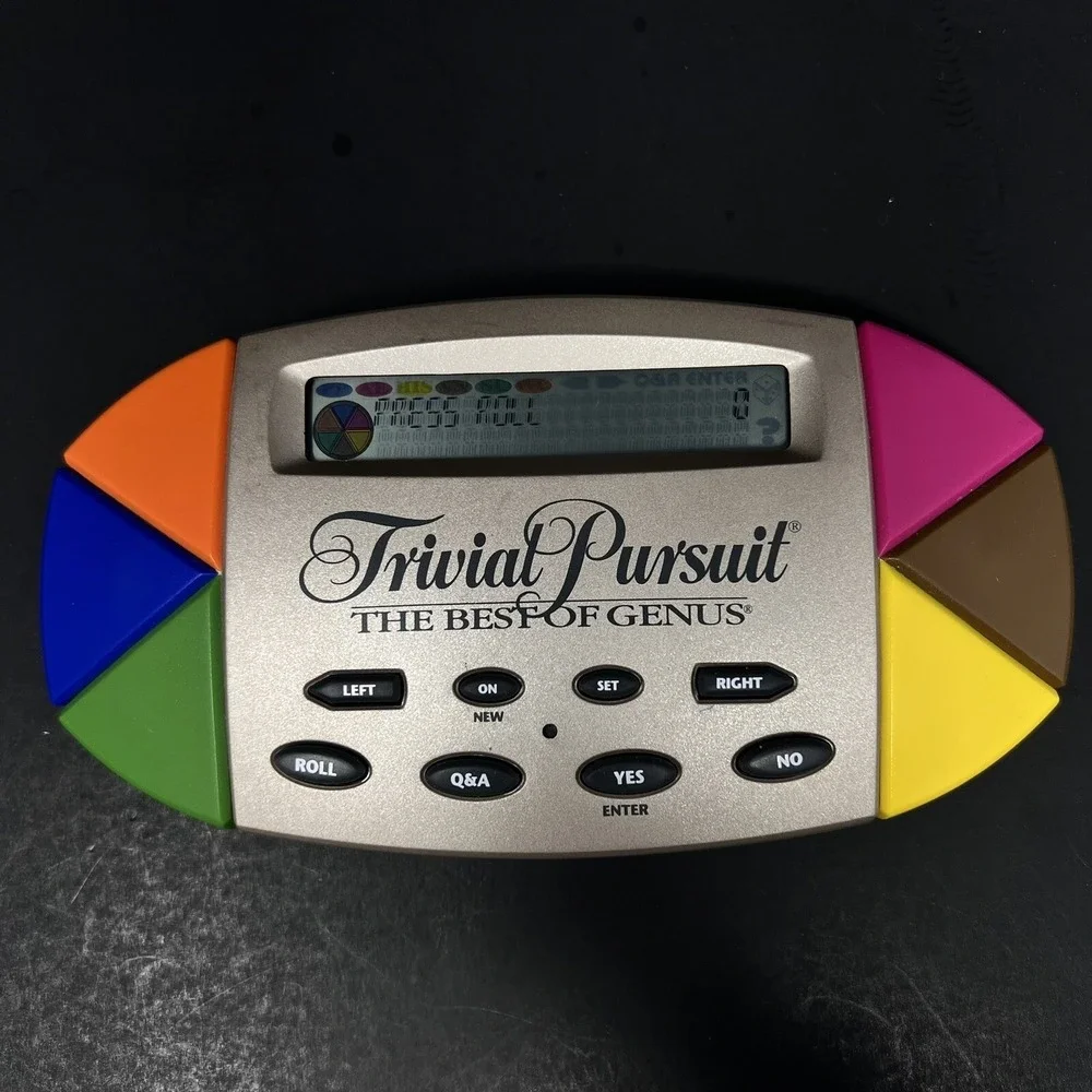 Vintage 1997 Trivial Pursuit The Best of Genus Electronic Handheld Portable Game